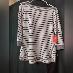 Long sleeve top for woman